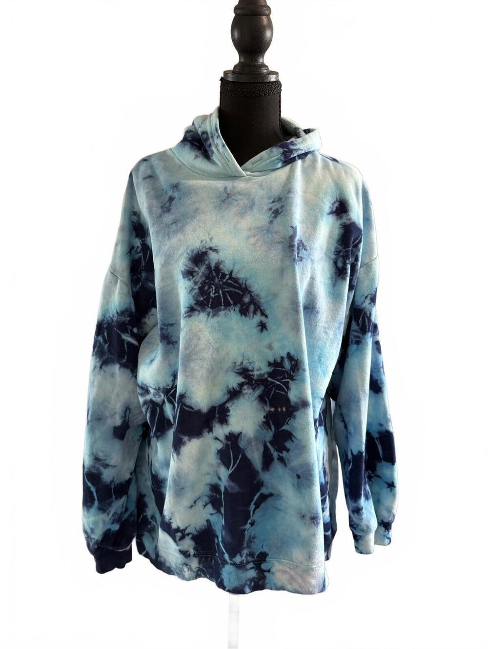 Urban Outfitters Women’s Tie Dye Fleece Hoodie Size Small Oversized Pullover